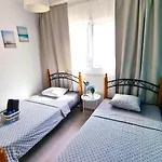 2br Coastal Comfort With Internet Access アパート *