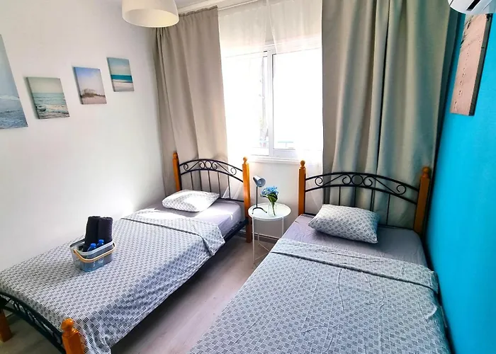 2br Coastal Comfort With Internet Access Διαμέρισμα *